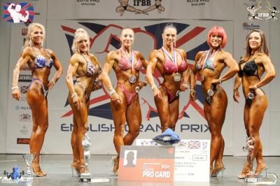 Master Women's BodyFitness + 35 years and over 